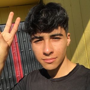 Meet your Posher, Julio